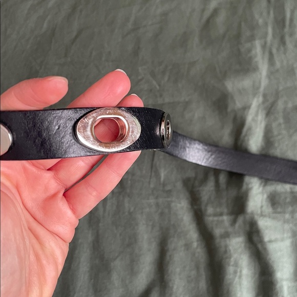 Vintage Tristan Leather Belt with Turnlock Detail - Picture 3 of 5